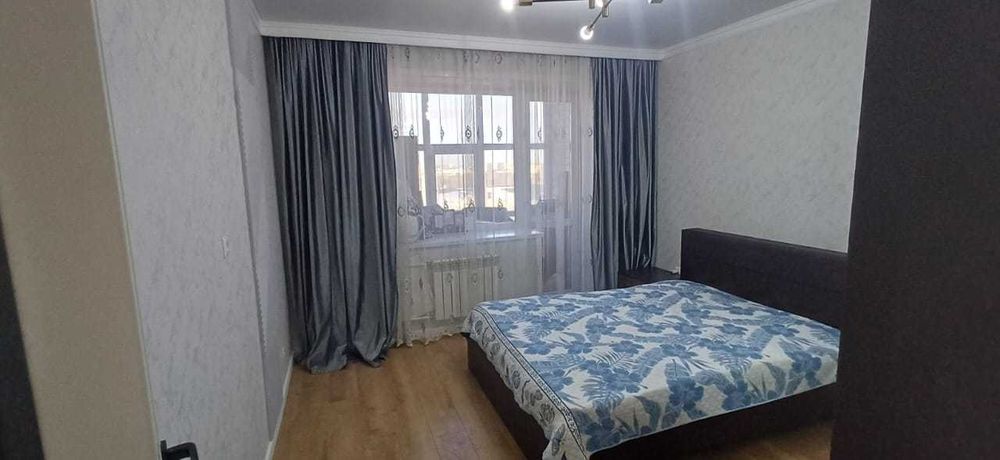 продам евро 3 комн квартиру в центре