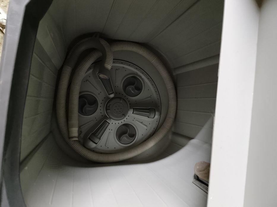 Стиральная машинка полавтомат