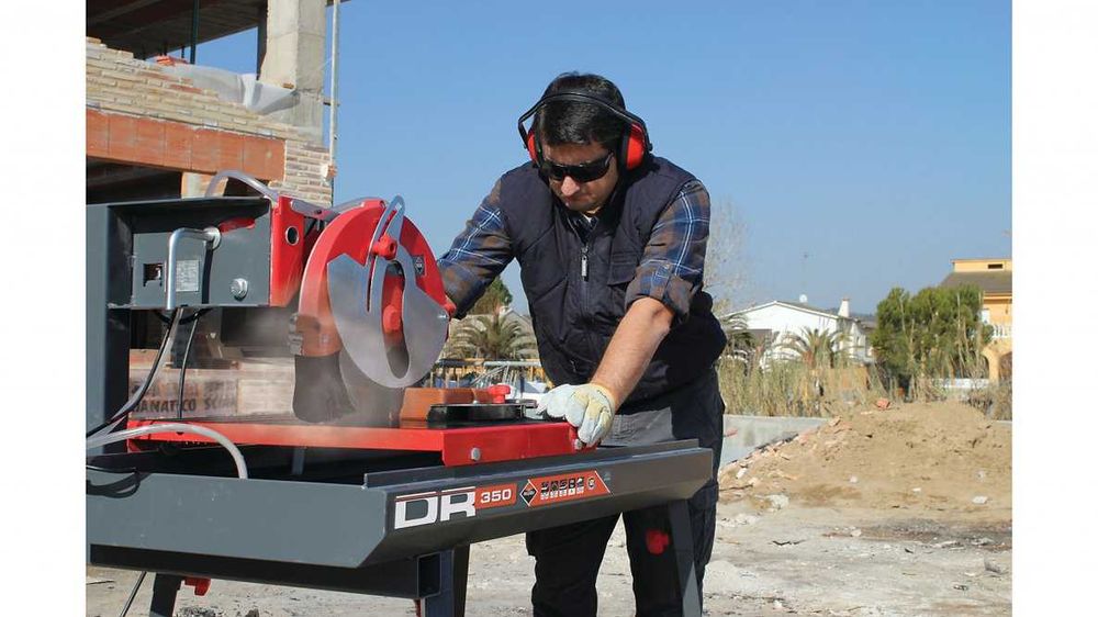 Masina de taiat materiale de constructii 84cm, 2.2kW, DR-350 ZERO DUST 230V-50Hz. - RUBI-56940