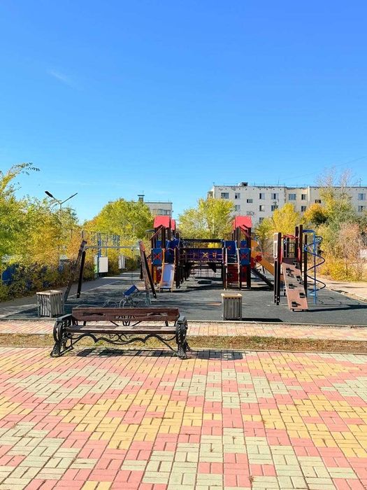 3-к.кв. ул. Кеменгерулы, район Школы №21, 60,7 кв.м. ПРОДАМ