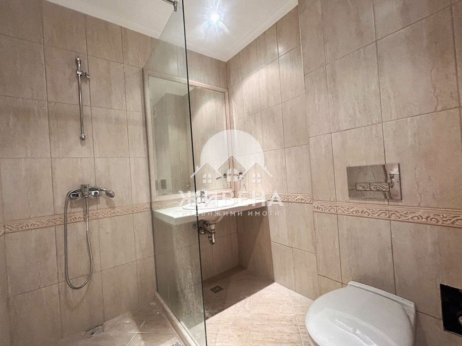 Продава се Тристаен апартамент в Варна, Аспарухово - 230 кв.м за 848 €/кв.м - Снимка #10