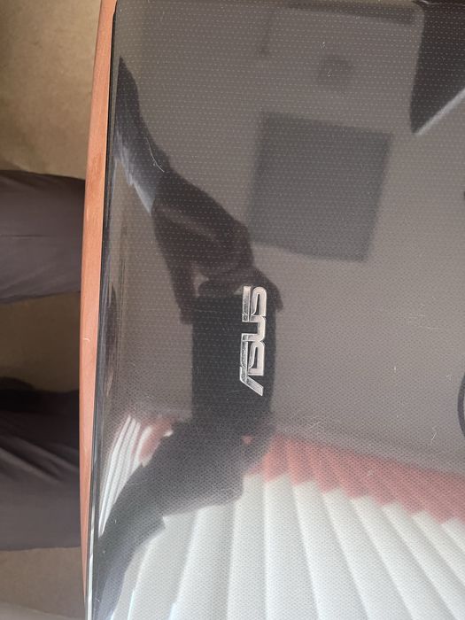 Продается ноутбук asus