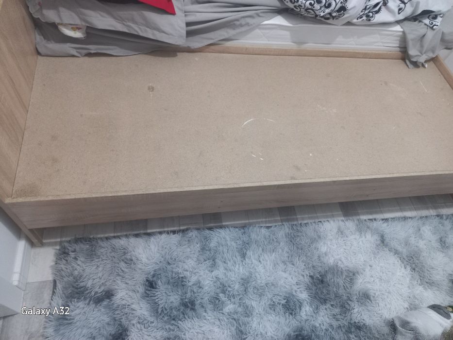 Оддам бесплатно кровать однаярусные