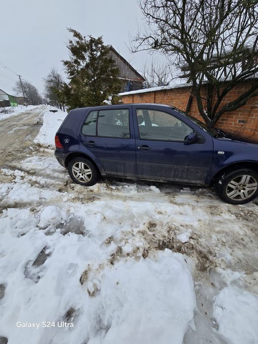 Golf 4 1.9 SDI  2001