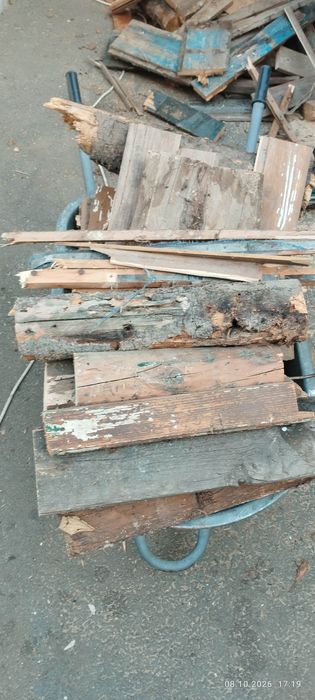 lemne de foc cât incap intr-o roaba