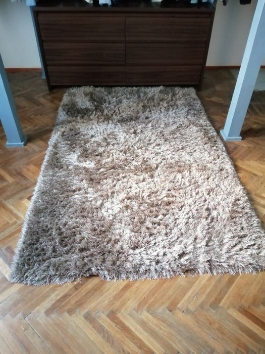 Vand covor cu fir lung