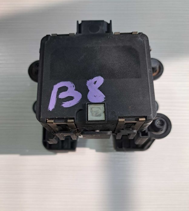 Distronic cu suport  cod 3Q0907561C VW Passat B8