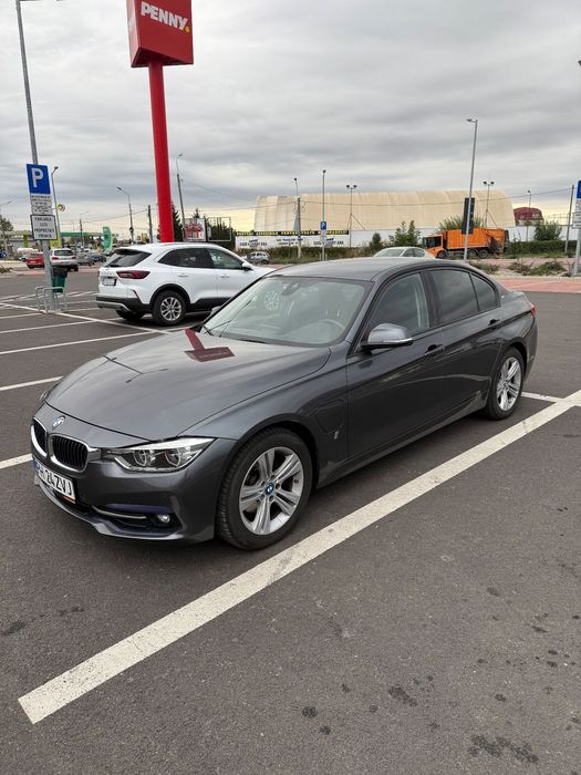BMW Seria 3 BMW 330e iPerformance hybrid plug-in 2018