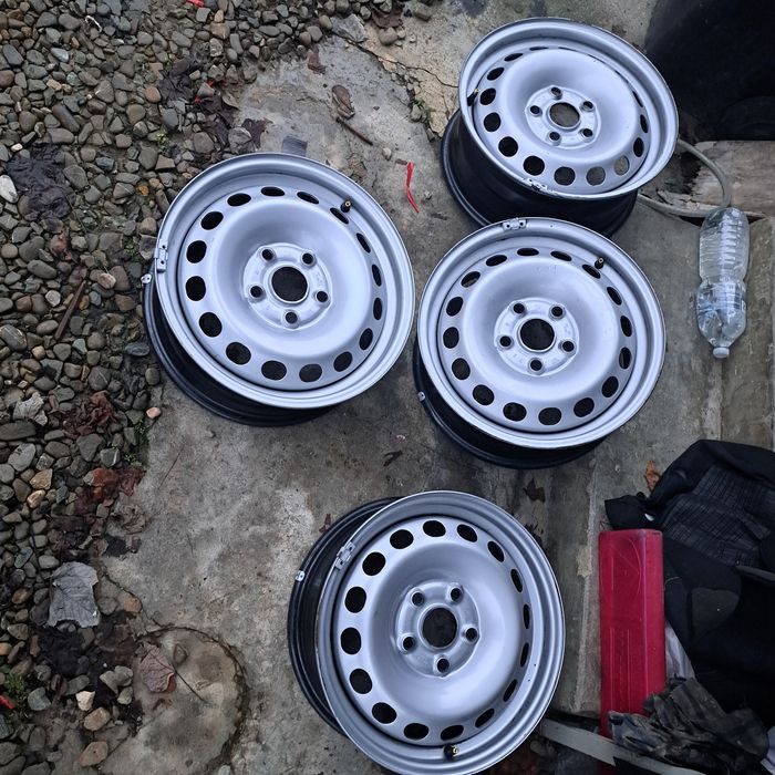 Set 4 buc jante Vw Golf,TuranAudi,Seat 5X112/6J/ET47/R15 fara rugina