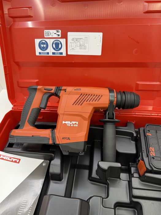 Hilti TE 6-22 + acumulator B22-110 + valiză  Nou