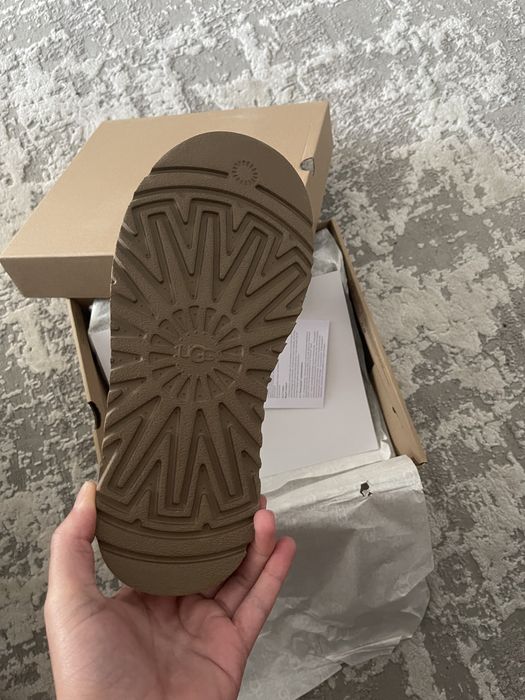 Ugg Tazz /Mini Dipper