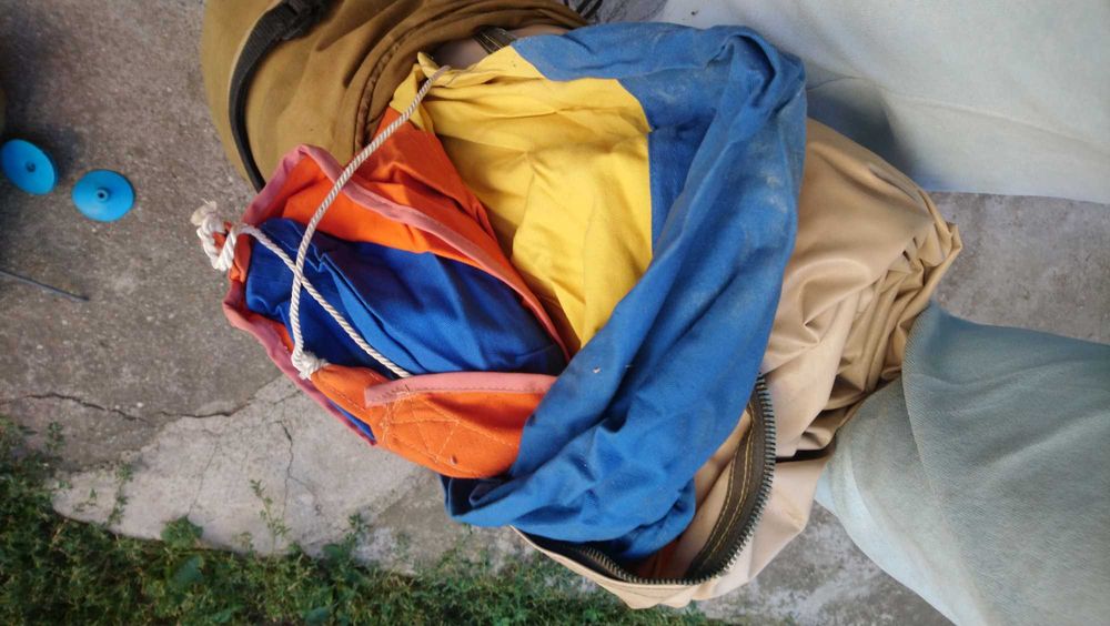 Cort  vechi , retro, complet, fabricat in Romania