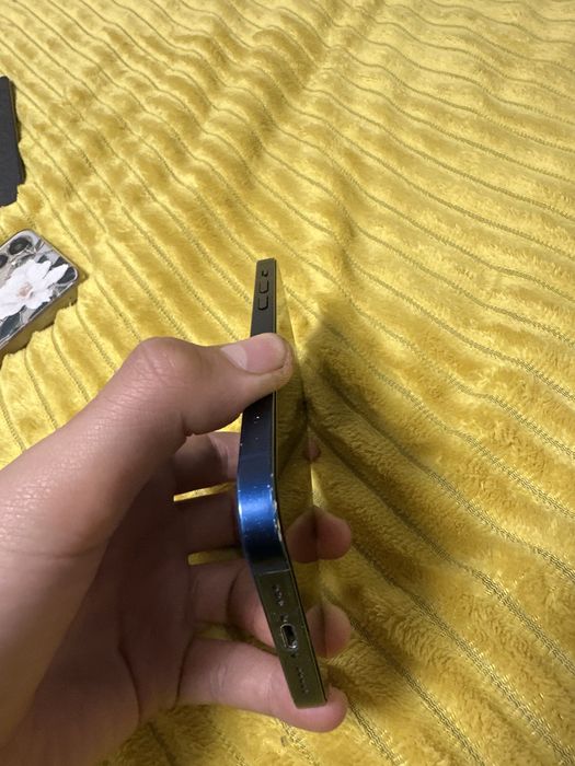 айфон 12  128гб