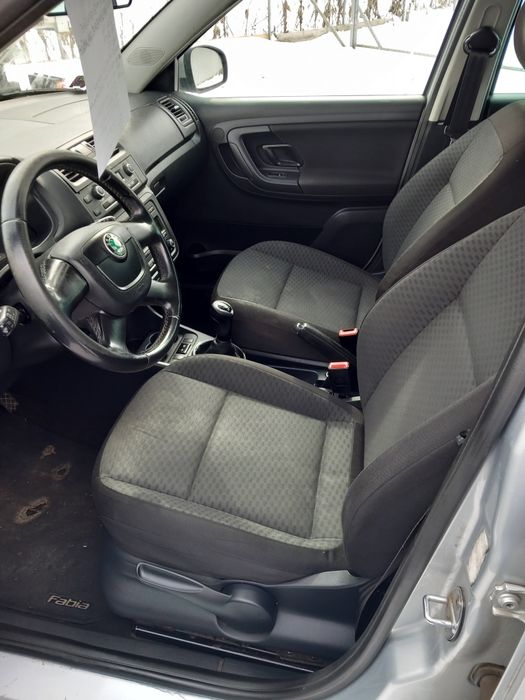SKODA Fabia 2012 — imagine 5