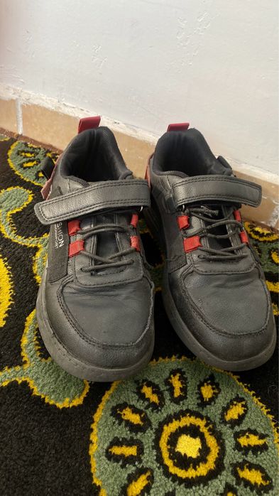 Кроссовки 35-36 размер на детей