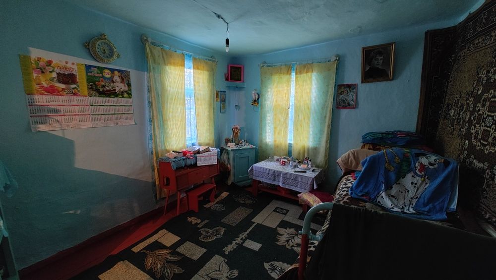 Продаётся дом с мебелью и всеми хоз. постройками