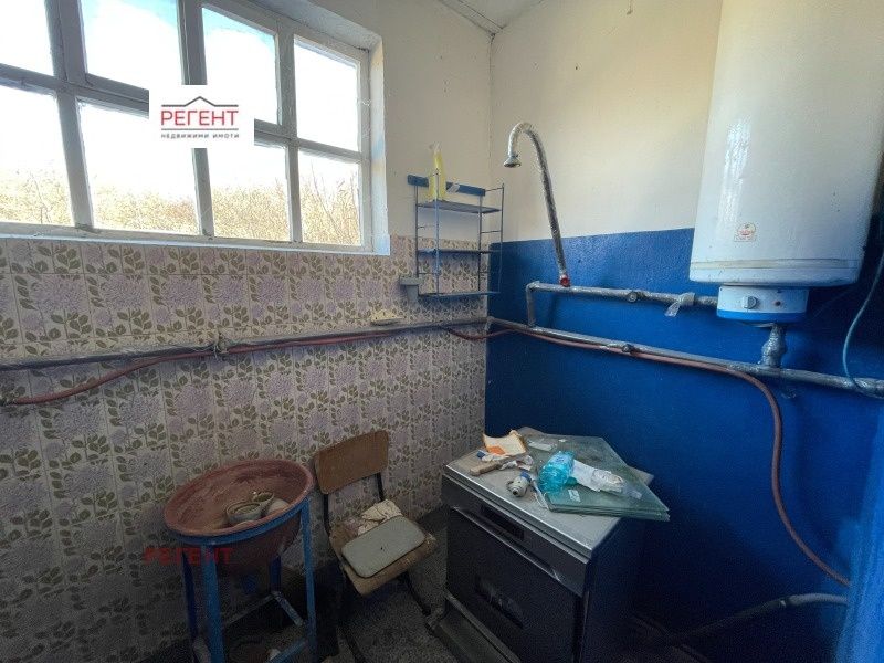 Продава се Промишлена сграда в Дряново - 6000 кв.м за 19 €/кв.м - Снимка #4