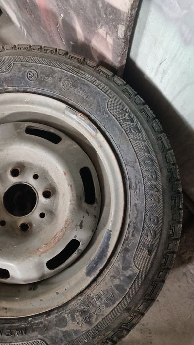 Продам летнию резину