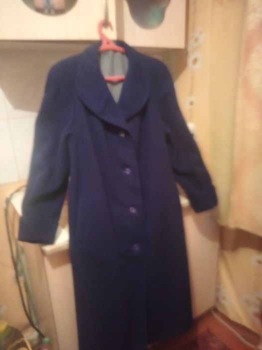Продам пальто женское