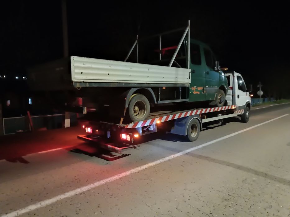 Platforma tractari auto asistenta rutiera