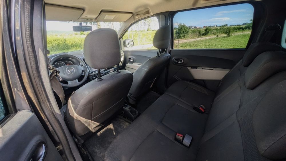 Vând Dacia Lodgy 1.5 diesel 6+1