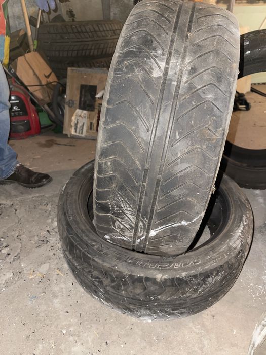 Продам шины по 2 шт