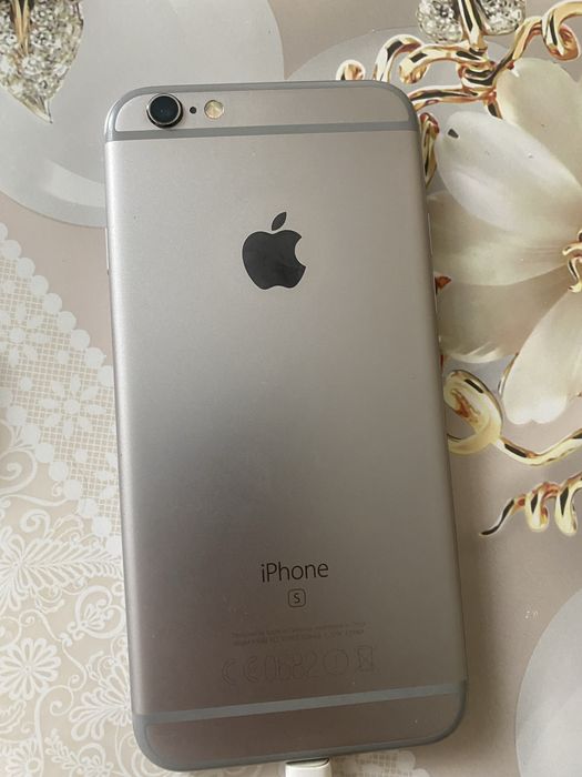 Айфон 6 s в хорошем состоянии