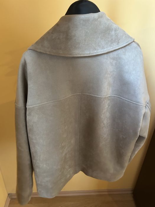 Чисто нови палта Страдивариус