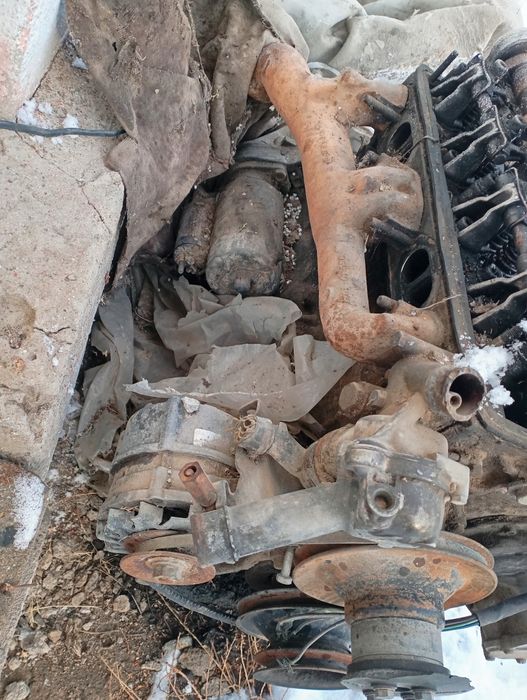 Продам ДВС и КПП с навесными.