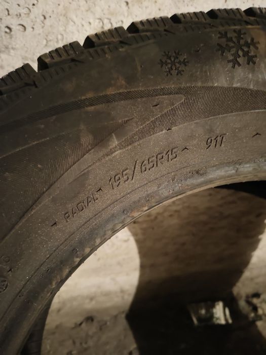 Продам резину бу Viatti .