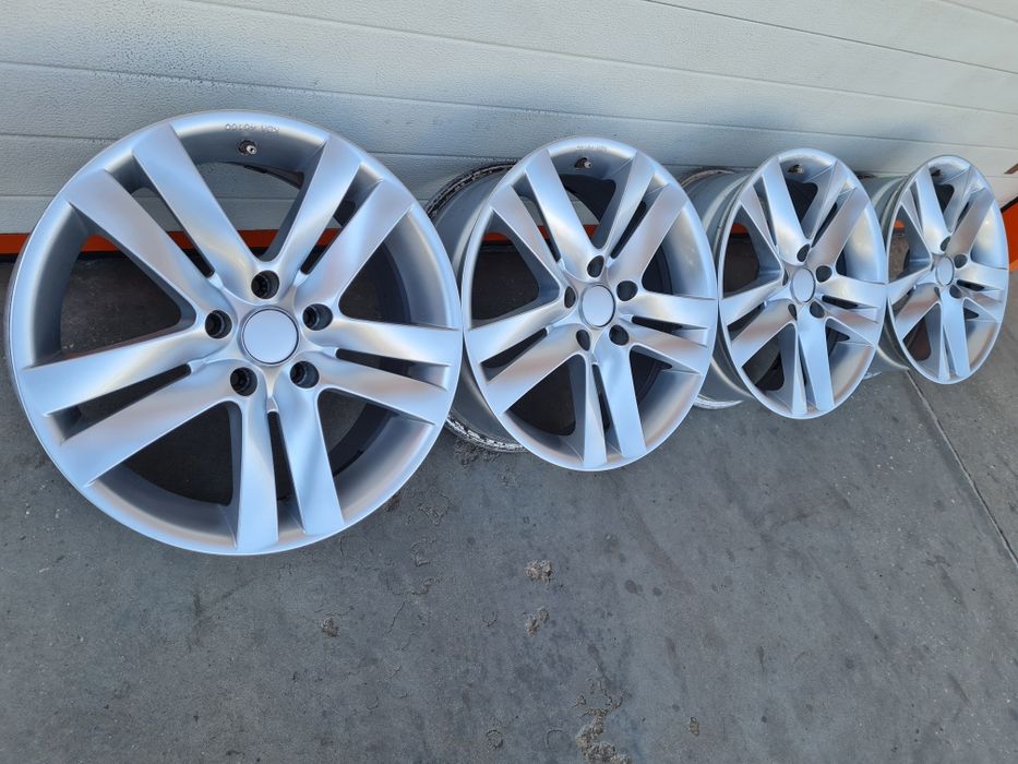 Джанти ALUTEC за VW AUDI SEAT SKODA Mercedes R17 5x112 ET38 7J
