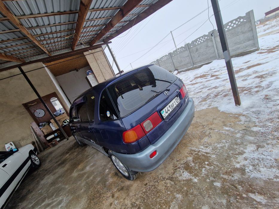 Тайота ипсум сатылады