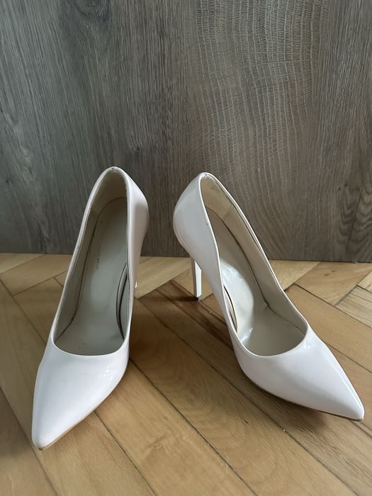 Дамски обувки на висок ток 35 номер