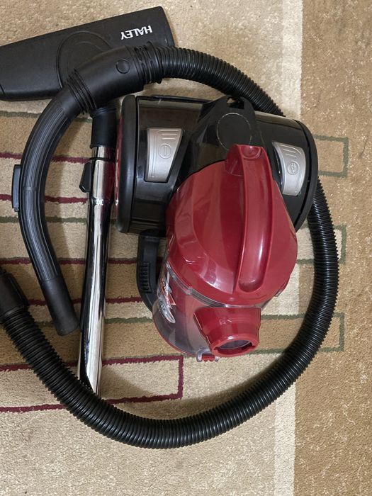 Продаётся пылесос Haley