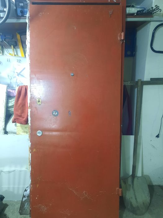 Железный дверь 80ка