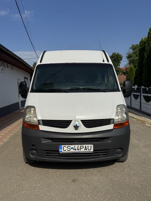 RENAULT Master