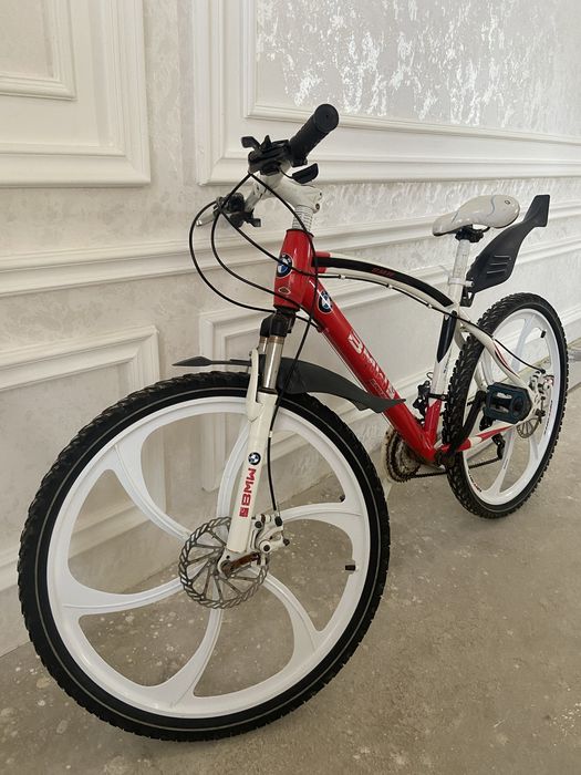 Velik BMW yaxshi holada