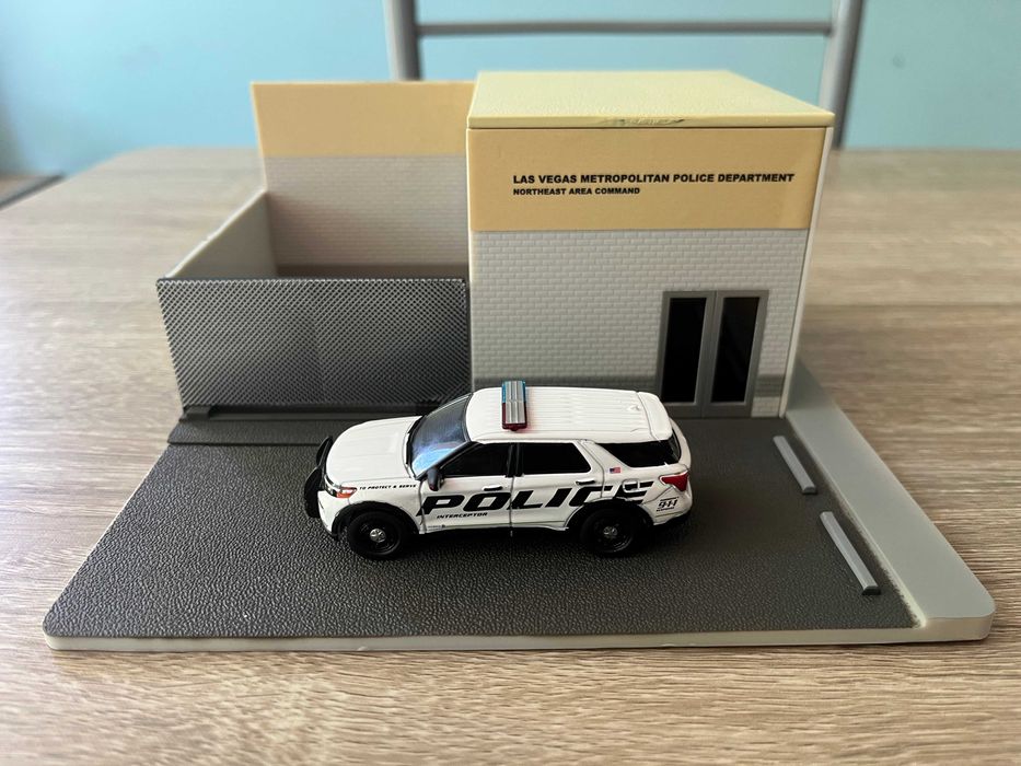 Метални диорами и колички Greenlight, Auto World и Johnny Lightning