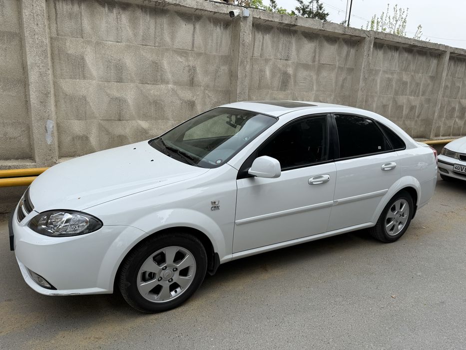 Мошина сотилади! Продаётся автомобиль!