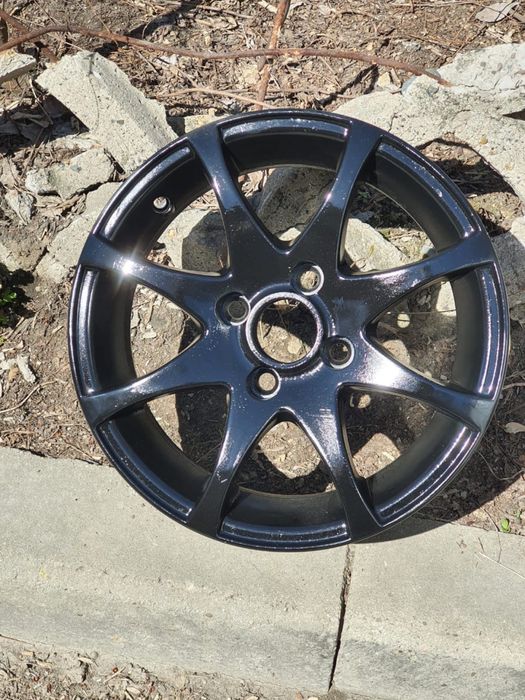 Литые диски R14.