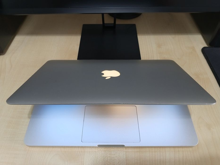MacBook Pro mid 2014 13,3" Retina/CORE™ i5- 4278U/8GB DDR3L/128GB SSD!