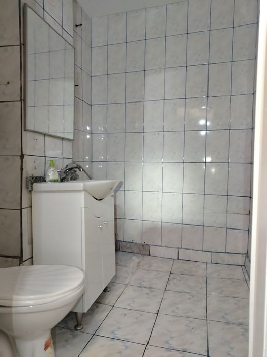 Vând garsonieră, etaj 2, confort 1, Orșova