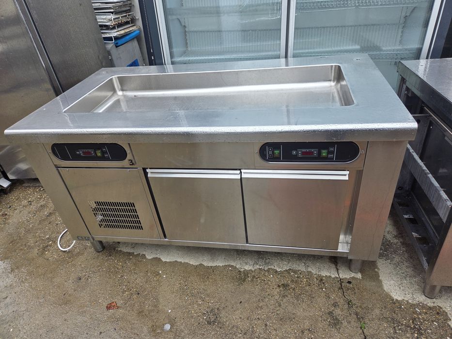 Vitrina rece sau calda, vitrina frigorifica,  dulap frigorific