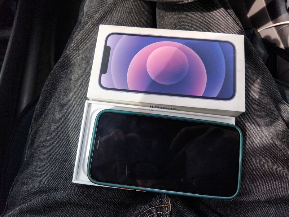 Айфон 12,128памяти,