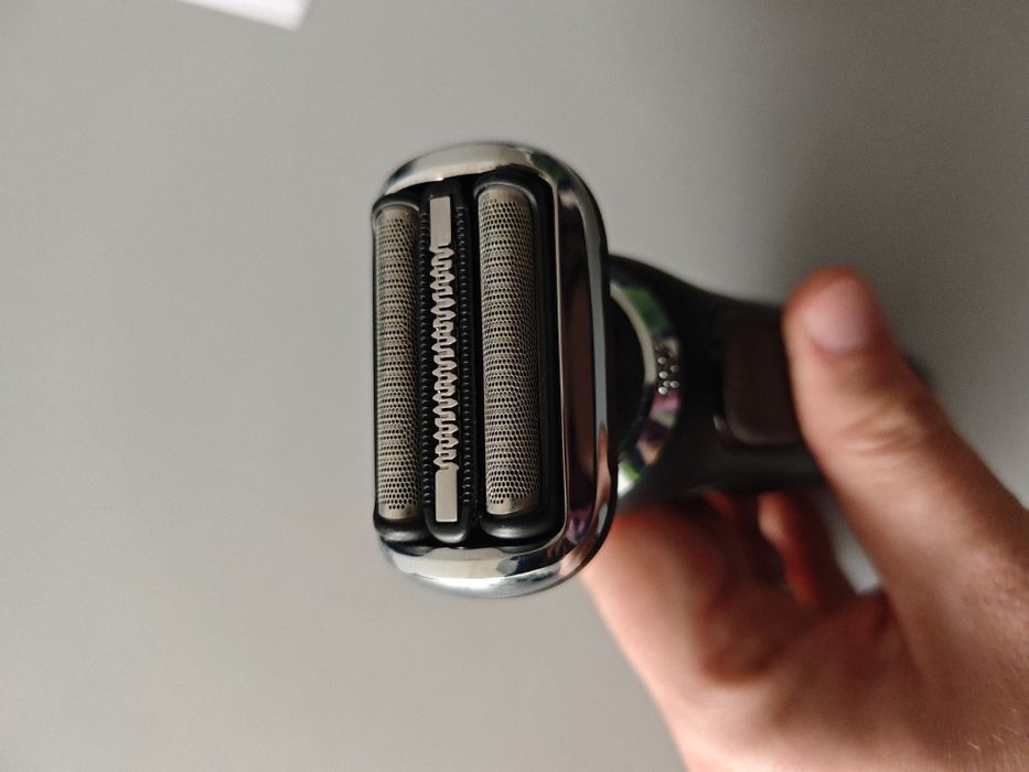 Aparat de ras electric Braun Series 7