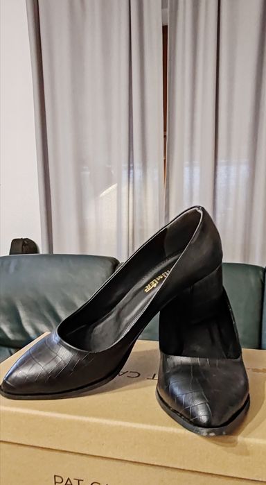 Papuci cu toc măr.43