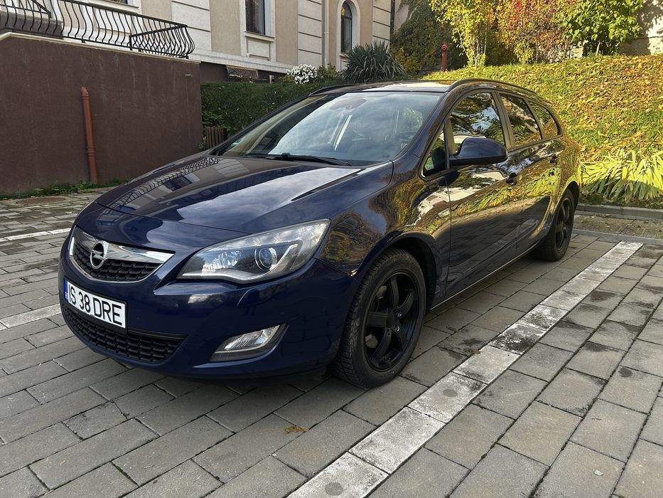 Opel Astra J 2012 1.7 CDTI