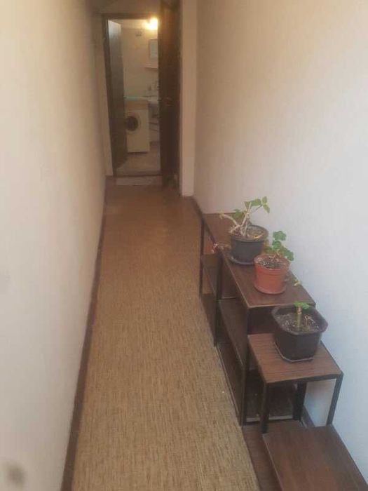 Дава се под наем Едностаен апартамент в Бургас, Център - 35 кв.м за 73.95 € - Снимка #4