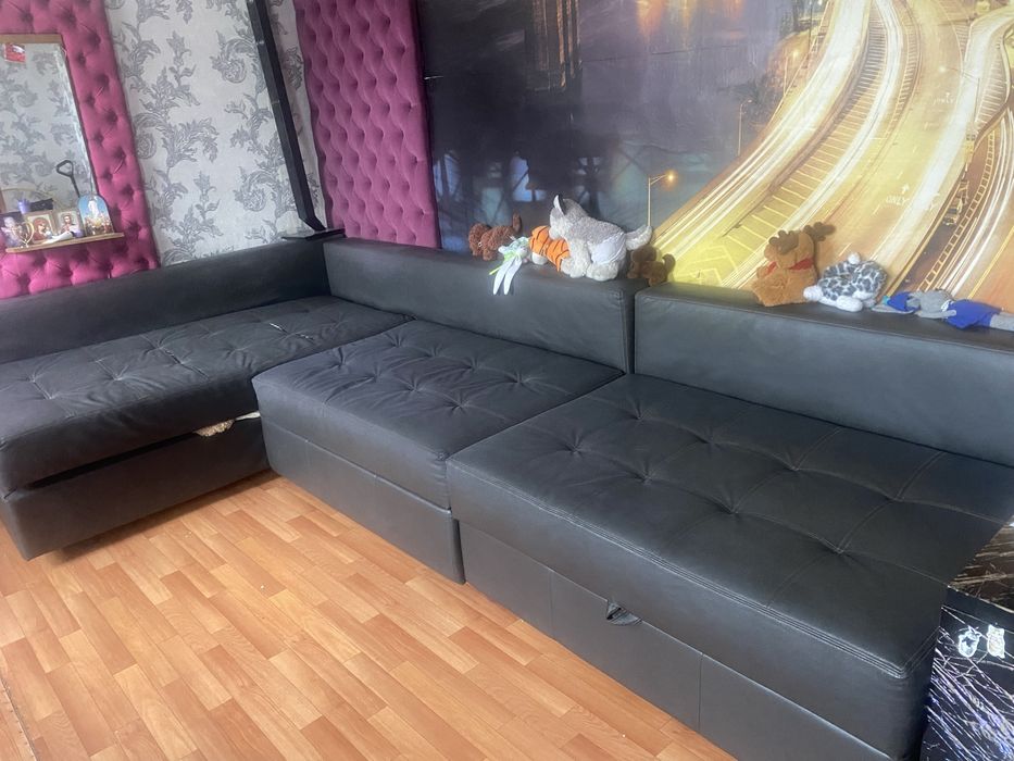 Продам диван. В хорошем состоянии!