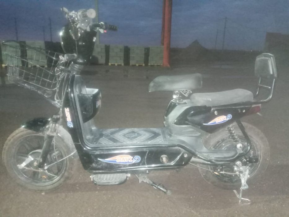 Электроскутер ,мопед